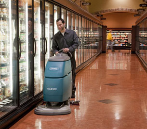 Floor polishing machine in the grocery